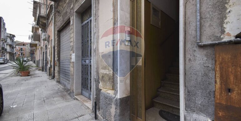 20251127173451-998919-2