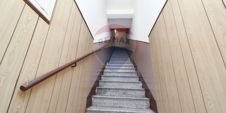 20251127173454-998919-3