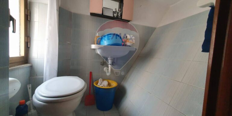 20251127174544-1004028-11