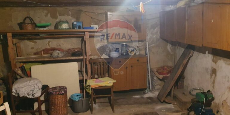 20251127174546-1004028-12