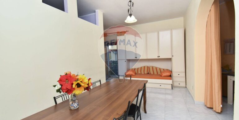 20251127191500-1004227-35