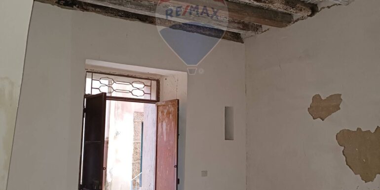 20251127192501-1004224-3