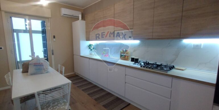 20251127193925-1004219-13