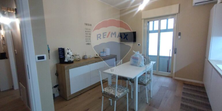 20251127193927-1004219-14