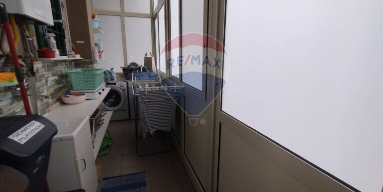 20251127193932-1004219-16