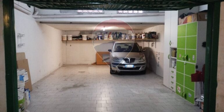 20251127193945-1004219-21