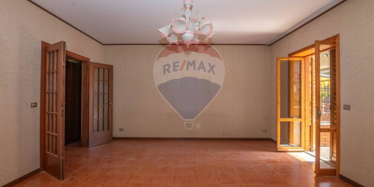 2025112802043-1004118-17