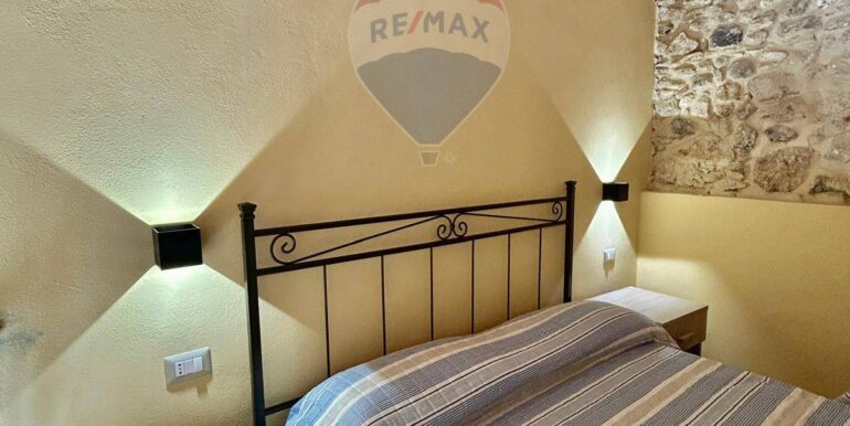 20251128103812-1004297-11