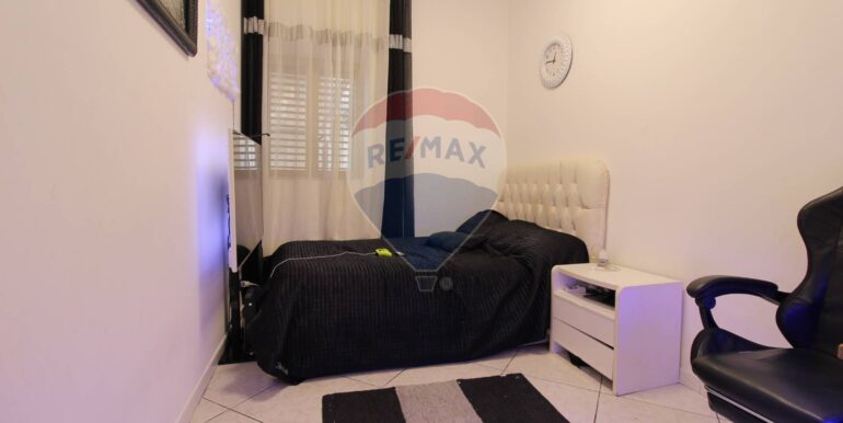 20251128104001-1004301-3