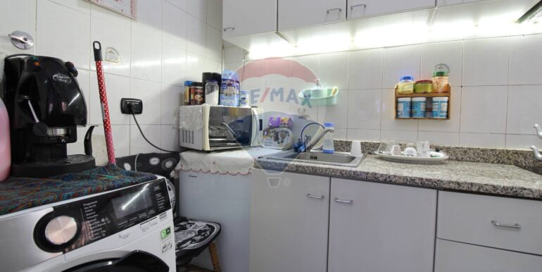 20251128104041-1004301-16