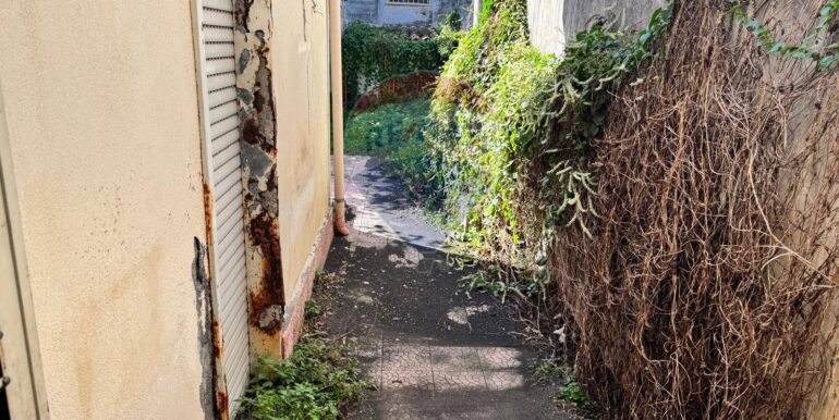 20251128115639-1005023-12