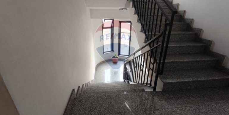 20251128143554-1005303-3