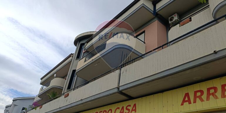 20251128143634-1005303-18