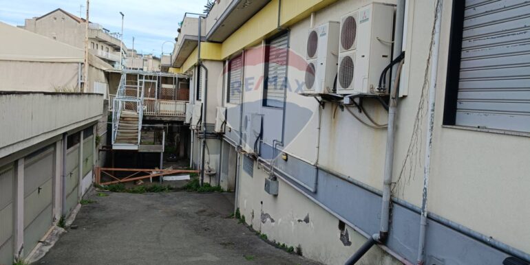 20251128143637-1005303-19