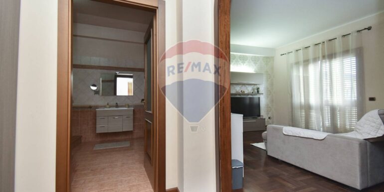 20251128163701-996520-39