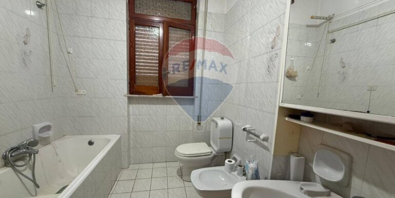 20251128165429-1005405-4