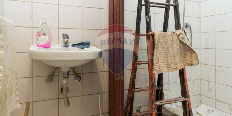 20251128191513-1005459-11