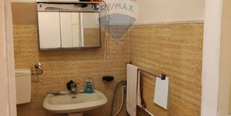 20251128192458-1001303-5