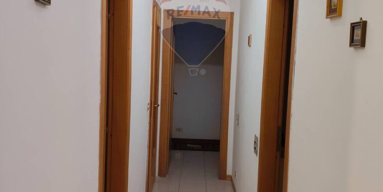 20251128192537-1001303-20