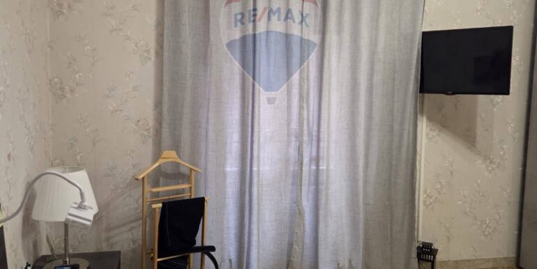 20251128194155-1005468-12