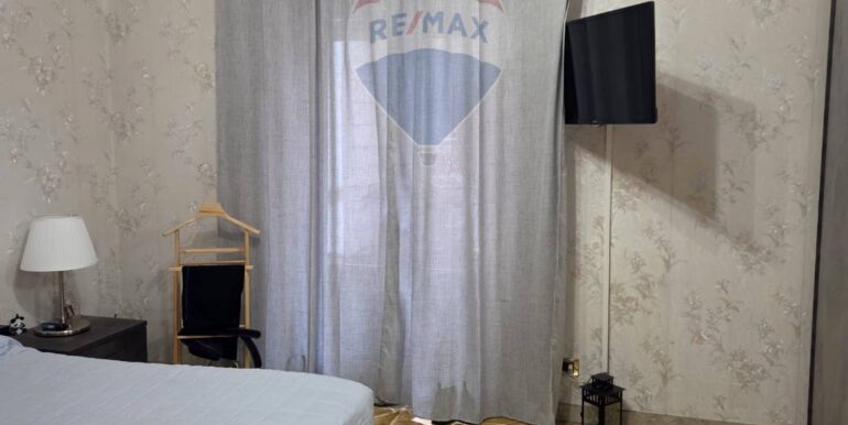 20251128194159-1005468-13