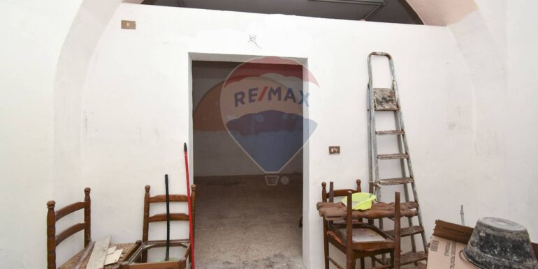 20251128201655-1005470-10