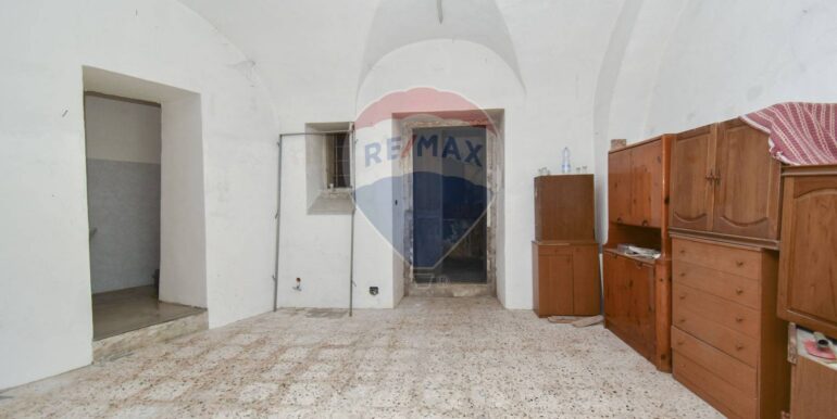 20251128201707-1005470-14