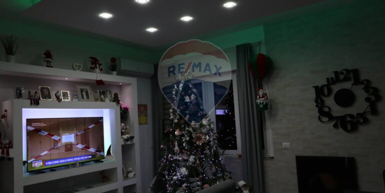 20251128212143-1003898-17