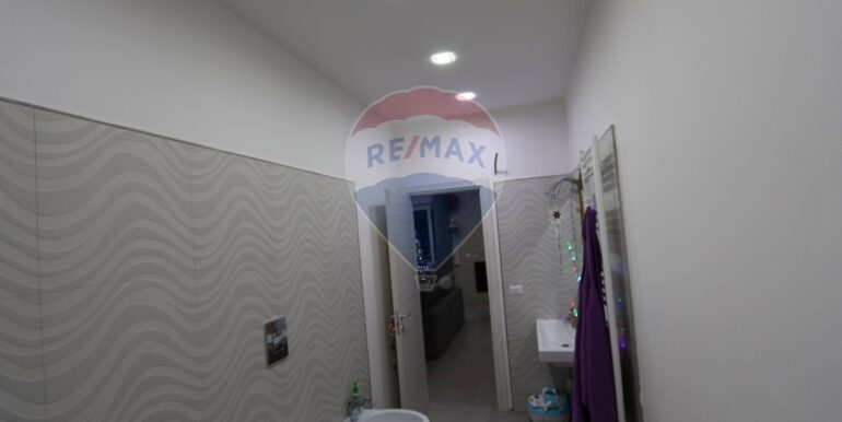 20251128212212-1003898-27