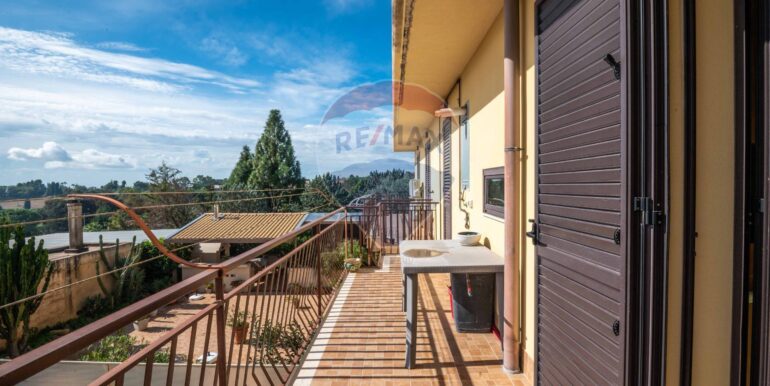 20251129115639-1005486-1