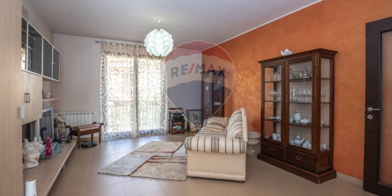 20251129115645-1005486-2