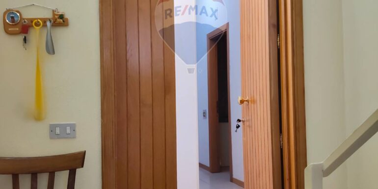 20251129121100-1005489-16