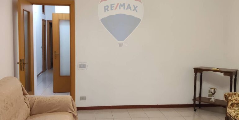 20251129121101-1005489-24