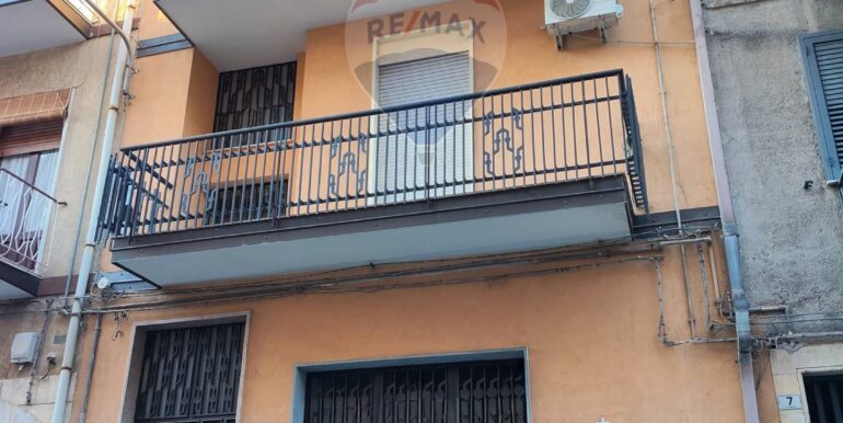 20251129121817-1005487-2