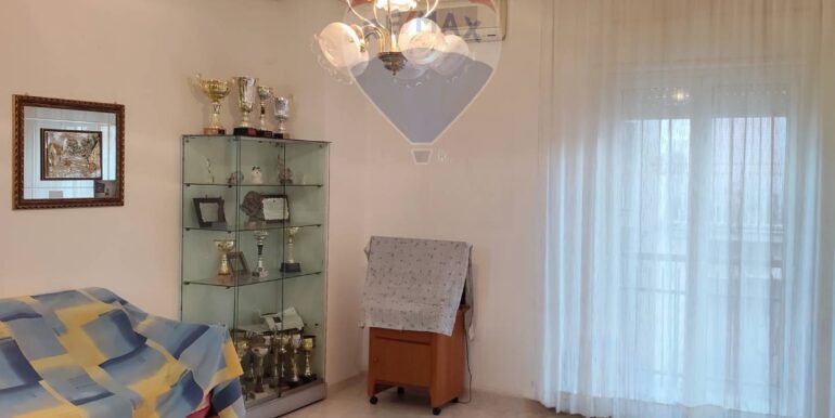 20251129121835-1005487-8