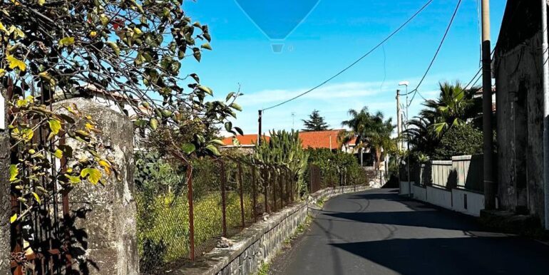 20251129170735-1003586-1