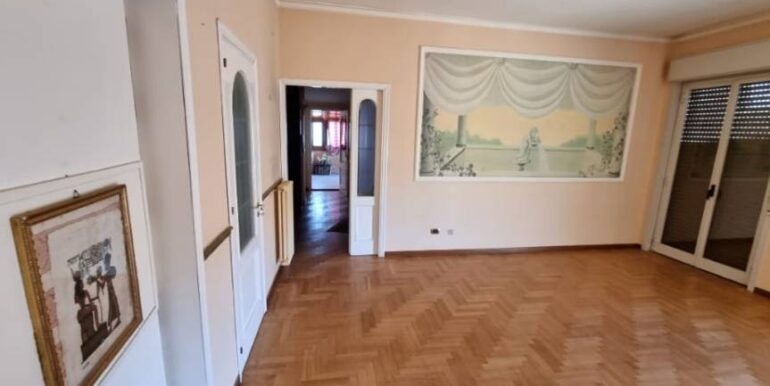 20251130171531-1005525-9