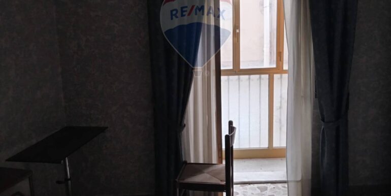 20251130180615-1005528-9