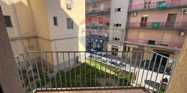 20251130181640-1005529-20