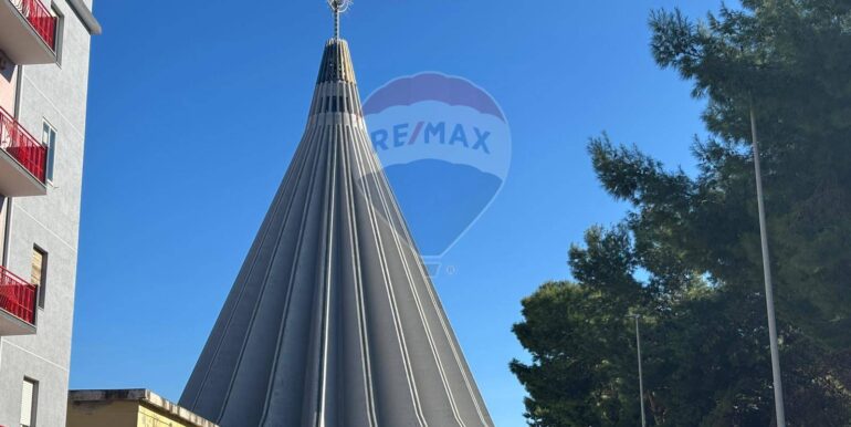 20251130183409-1005529-32