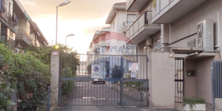 20251130234915-997382-15