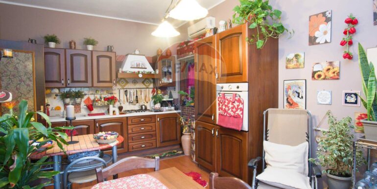 20251201111529-1005663-7