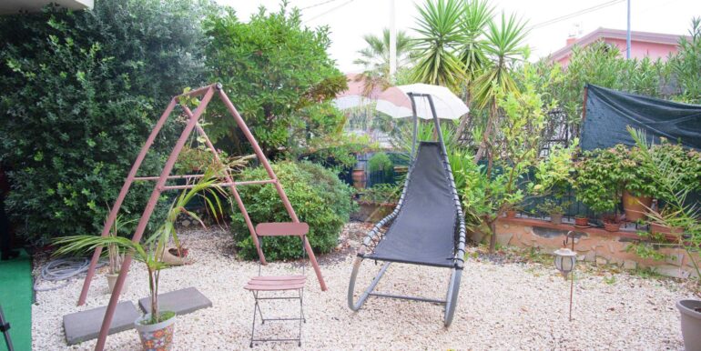 20251201111542-1005663-11