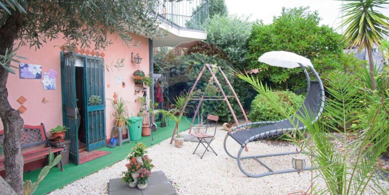 20251201111546-1005663-12