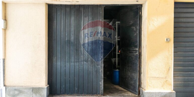 20251201115403-1005680-10