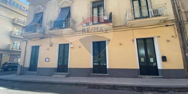 20251201120615-995378-4