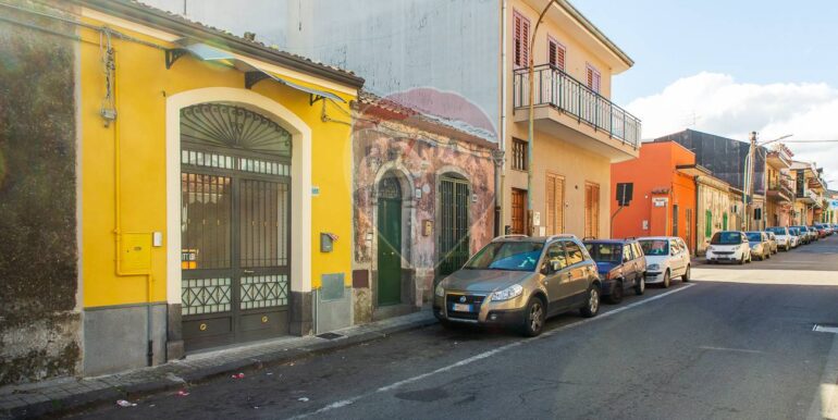 20251201122037-1005689-2