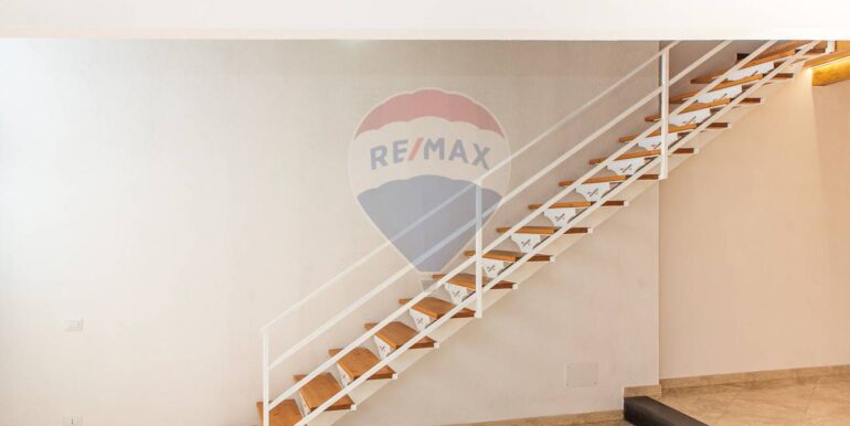 20251201122109-1005689-13