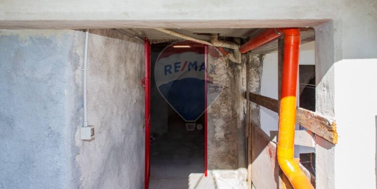 20251201122134-1005689-22