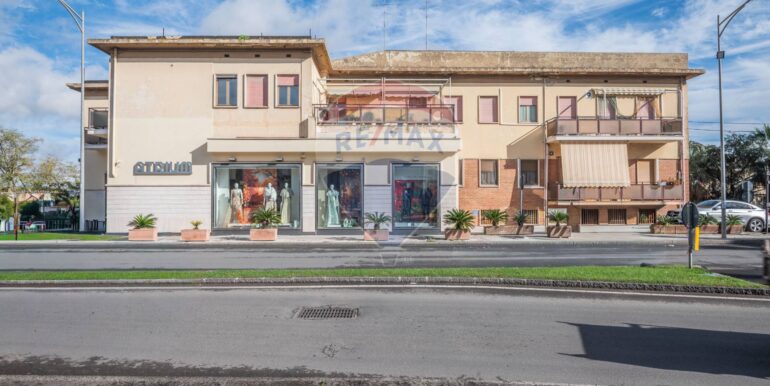 20251201150517-1000442-5